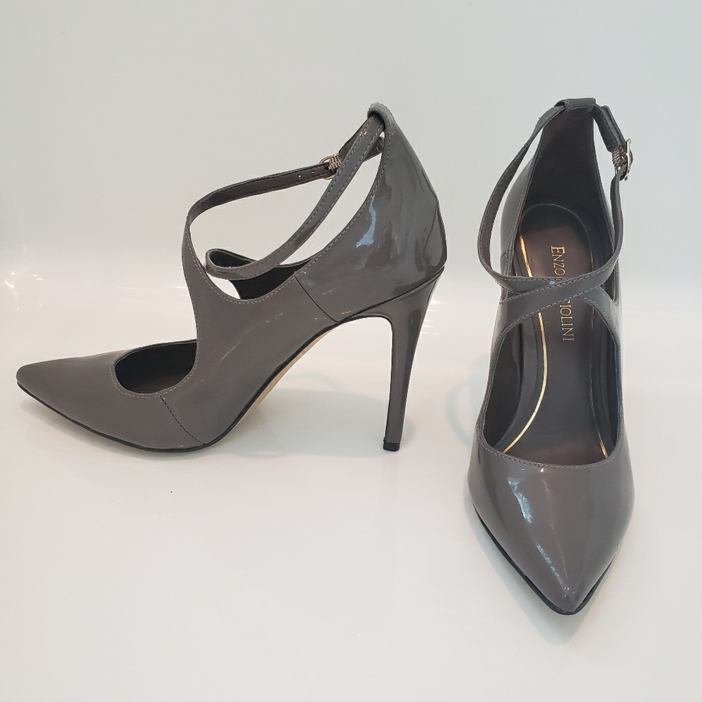 Enzo Angiolini strappy pumps. Size 6M.
